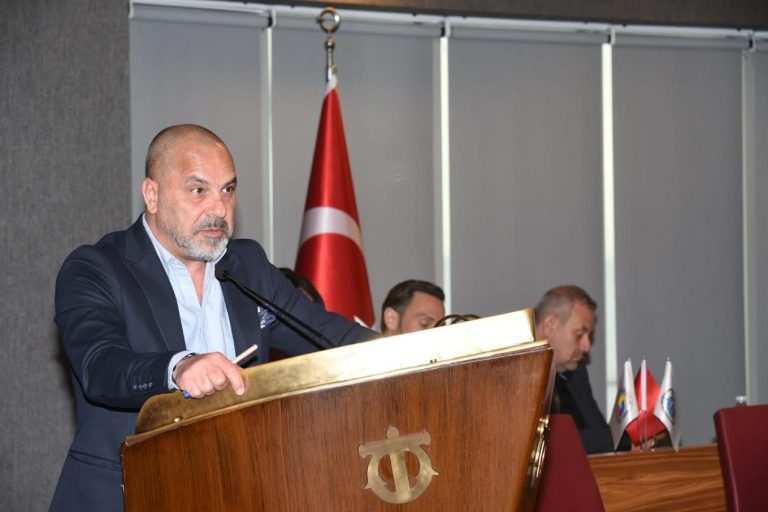 “İzmir Limanı, otonom yapıyla güzel yönetilir”