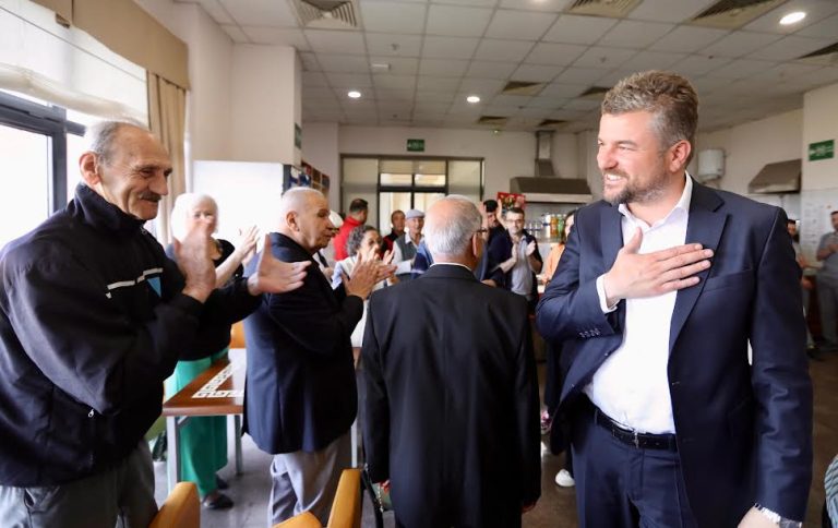 Başkan Duman’dan Buca’nın çınarlarına bayram ziyareti