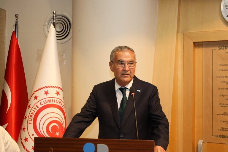 “Pestisit sorununu çözmeden, katma değerli ürün üretemeyiz”