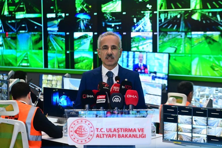 “Yollarımızı akıllandırıyoruz, hayatları kurtarıyoruz”