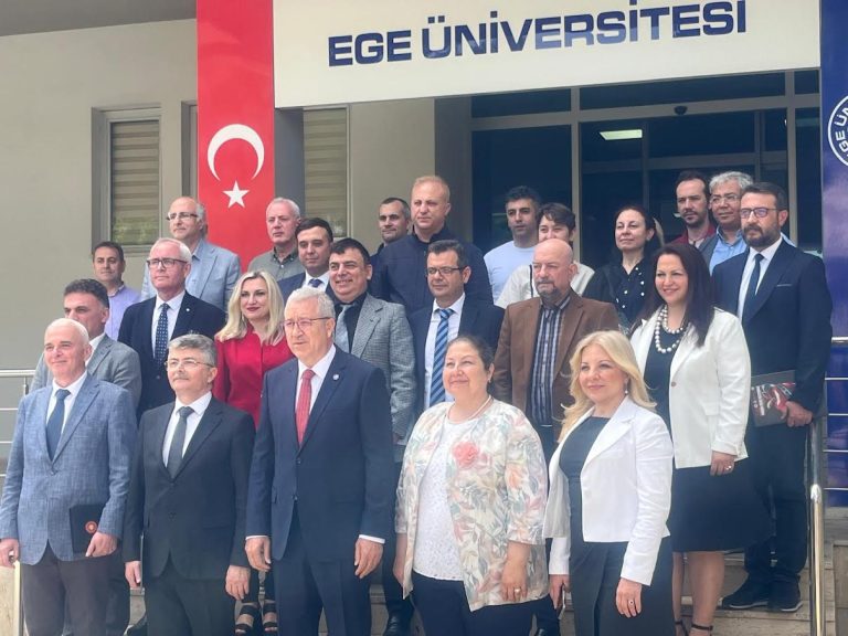 EÜ, Türk Dünya Sineması’nı buluşturuyor