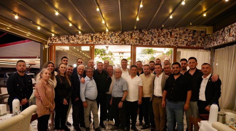 Başkan Yetişkin muhtarlarla buluştu 