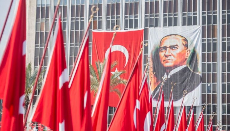 İzmir’de 23 Nisan coşkuyla kutlanacak