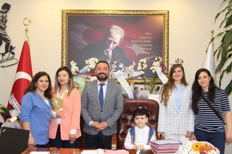 Ödemiş’te başkanlık koltuğuna Kaan Bağçivan oturdu