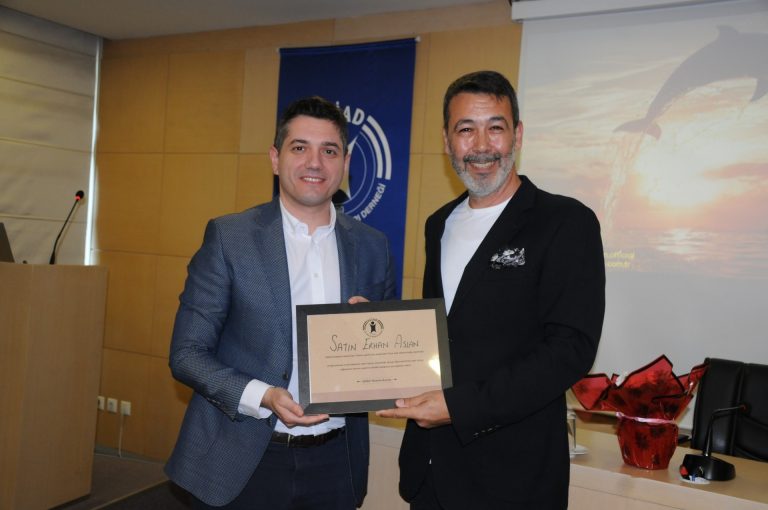 Erhan Aslan ile Elif’in Yolculuğu