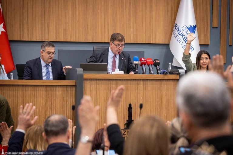 Tugay’dan su fiyatlarında indirim vaadi