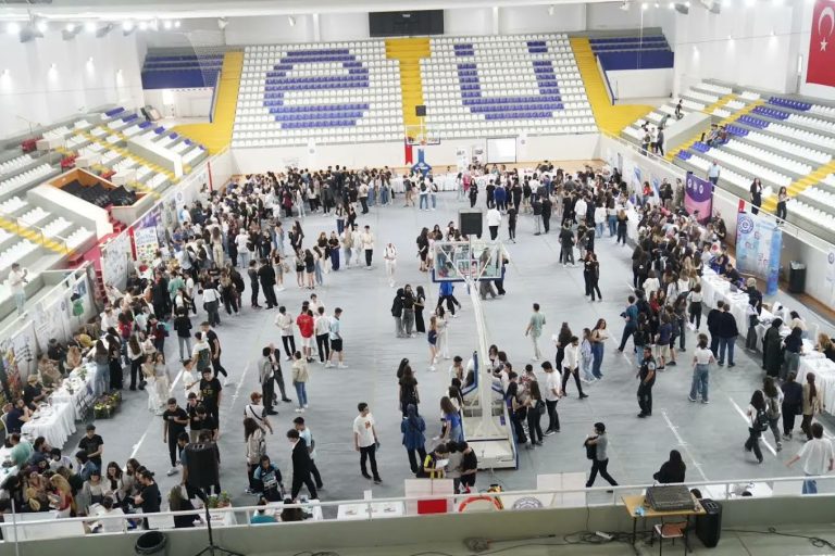 Ege Üniversitesi’nde ‘Tanıtım Günleri’ne yoğun ilgi