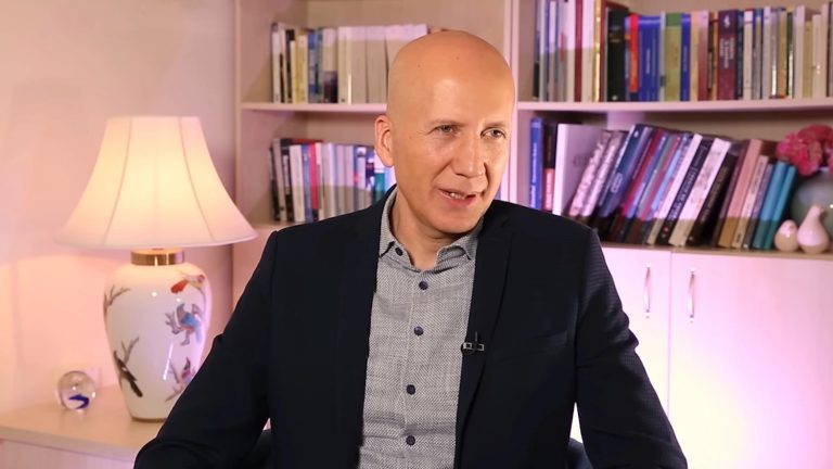 Prof. Dr. Kara: Kemer sıkma dönemi asıl şimdi başlıyor
