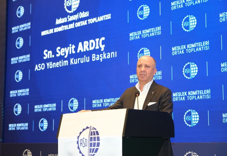 Sanayiciden ‘üretken yapay zeka seferberliği’ çağrısı