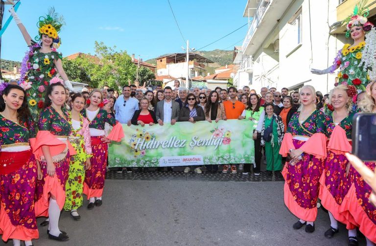 “Bayraklı’da daha fazla kültür, sanat ve festivallere yer vereceğiz”