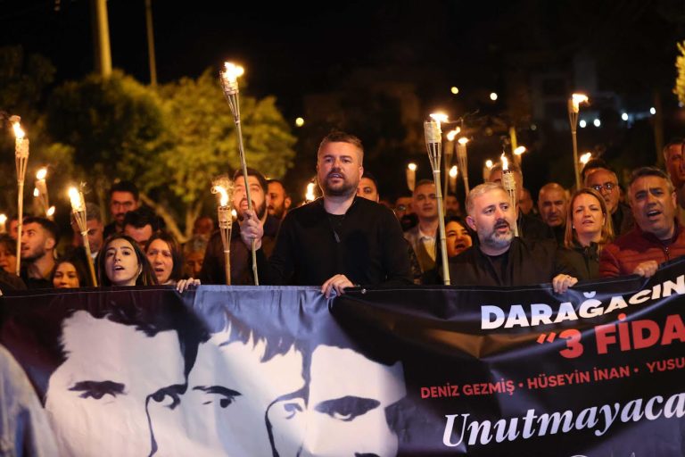 Buca ‘üç fidan’ı unutmadı