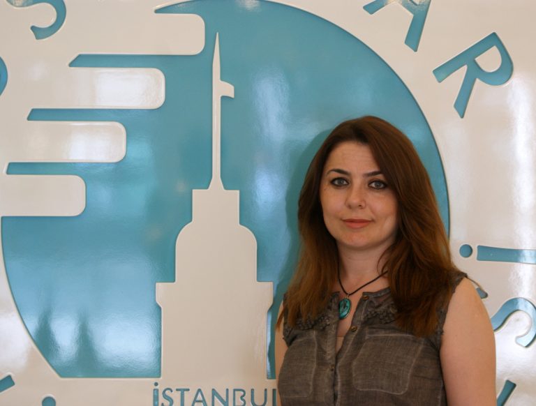 Pestisitlerin yaygın kullanımı, bal arılarını tehdit ediyor