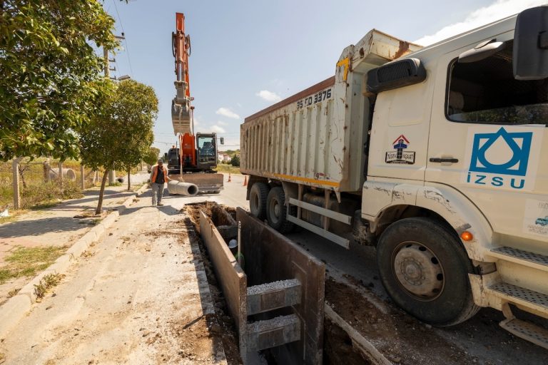 İZSU’dan Bergama’nın 5 mahallesinde altyapı yatırımı