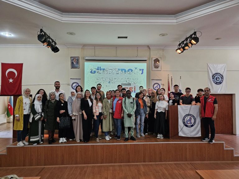 EÜ’de ‘Bölge Bölge Türkiye’ projesi ile Türk kültürü tanıtıldı