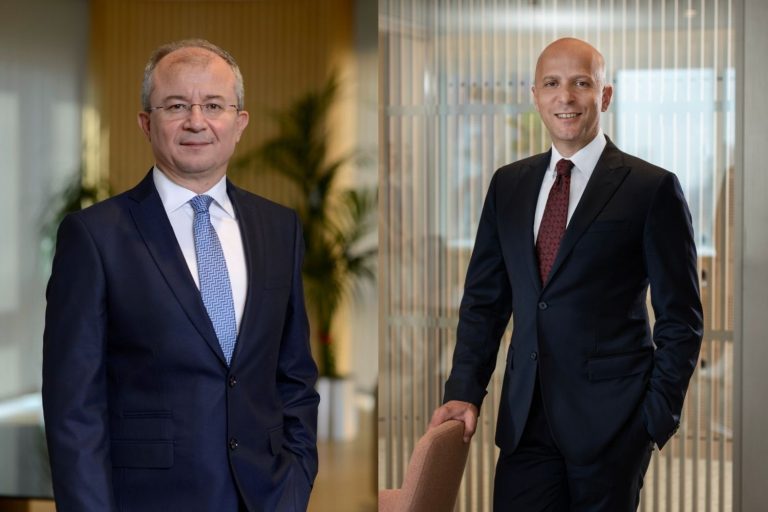Akbank ve İGE iş birliği ile ihracatçı kadın KOBİ’lere destek