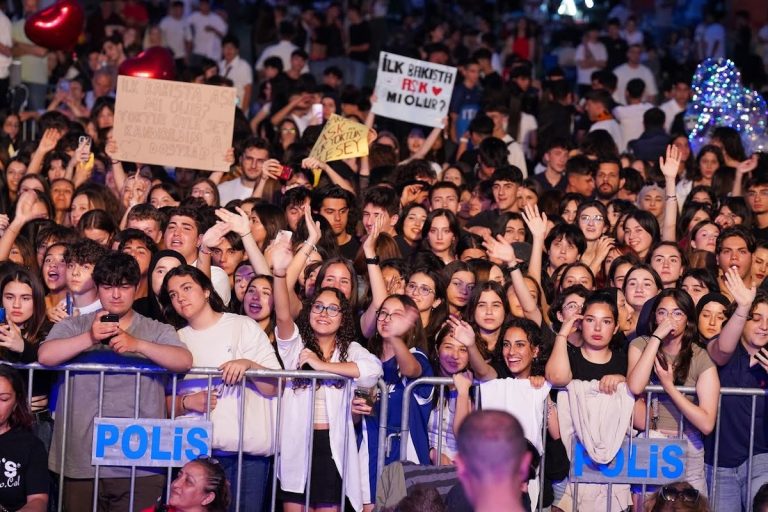 Gaziemir Gençlik Festivali’ne muhteşem final
