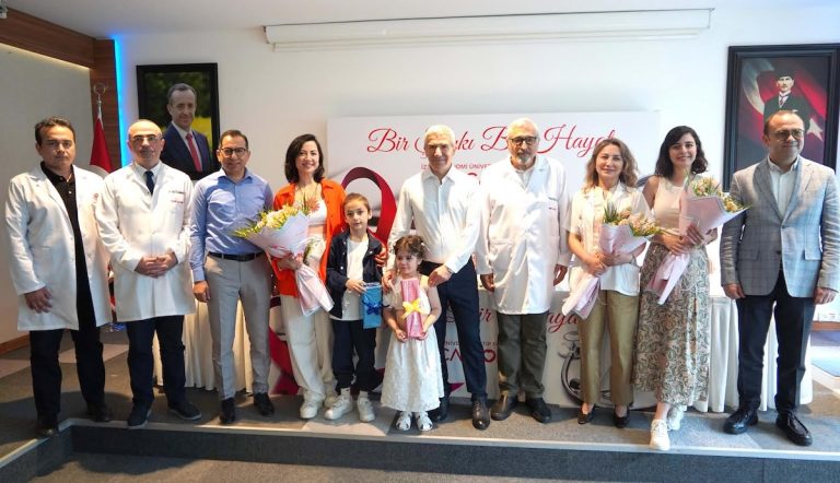 Medical Point’ten kanseri yenen hastalara moral konseri