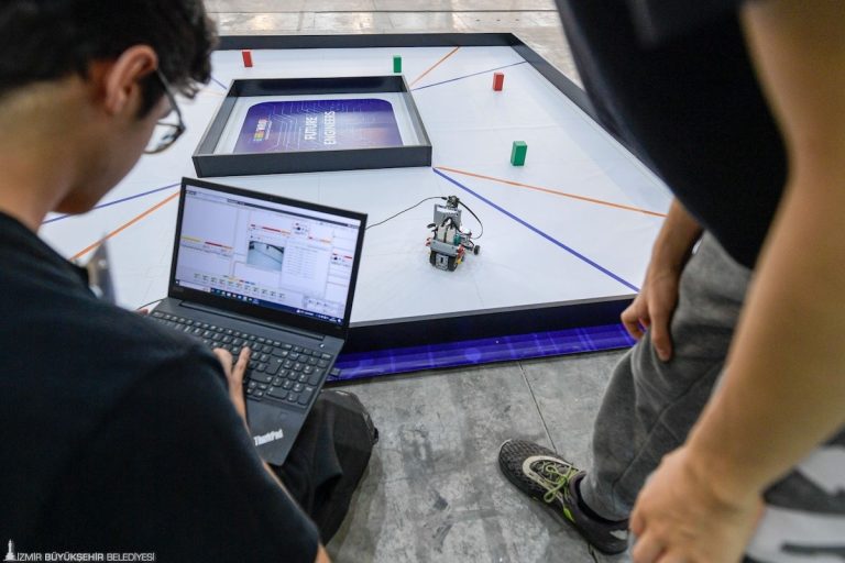Dünya Robot Olimpiyatı Türkiye 2024’te kazananlar belli oldu
