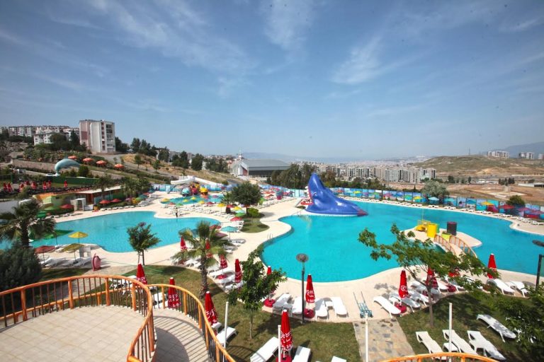  Aqua Yaşam Yüzme Havuzu açıldı