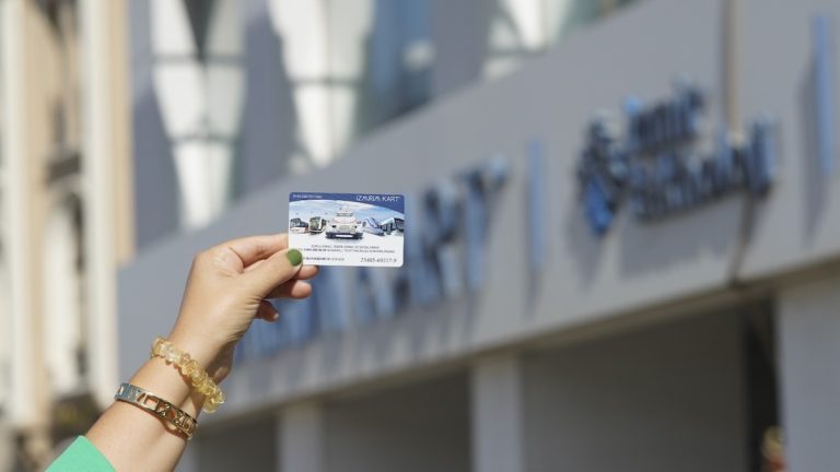 30 yaş üstü öğrenciler için tam bilet uygulaması başlıyor