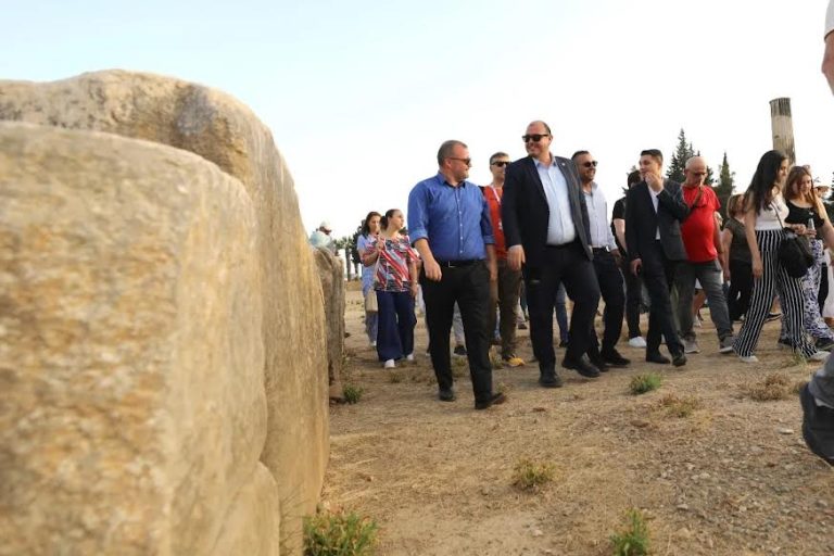 Menderes Belediyesi’nden Klaros’un tanıtımına destek