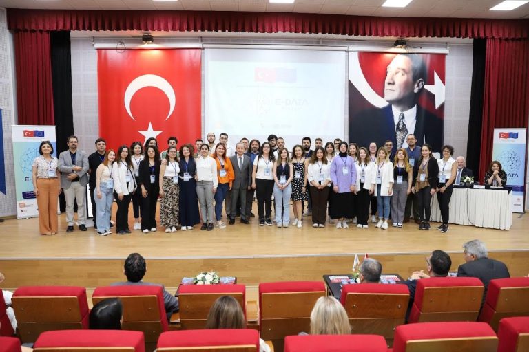 Gençlerin istihdamına E-DATA katkısı
