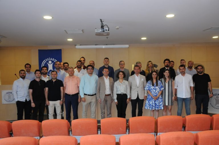 “Kur baskısı, firmaların rekabet gücünü olumsuz etkiliyor”
