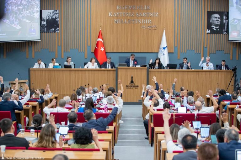 İzmir’de Kadın Şoför İstihdamı projesine onay