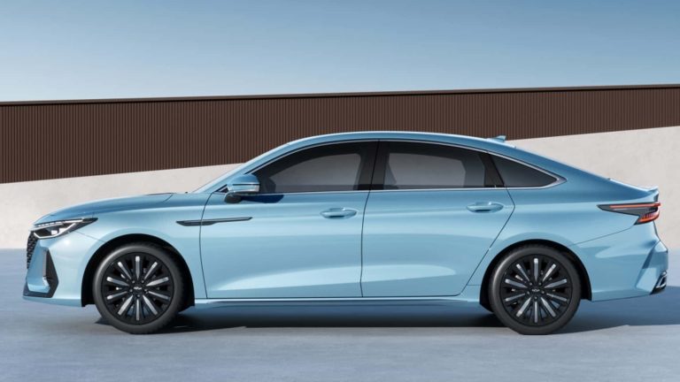 ‘Chery ARRIZO 8 PHEV’ Türkiye’nin pazarına giriyor