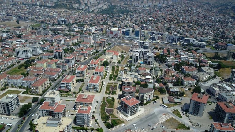 Çiğli’den temizlik harekatı