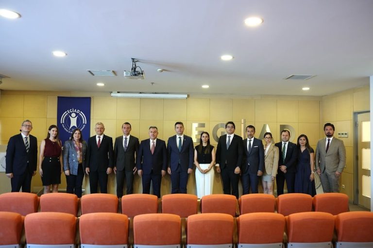 İzmir Valisi Elban’dan STK’lara ziyaret