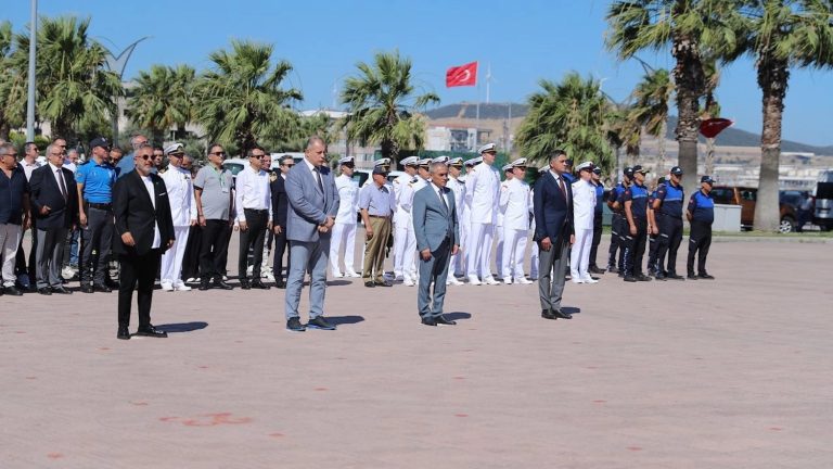 Kabotaj Bayramı’nda ‘deniz şehitleri’ anıldı