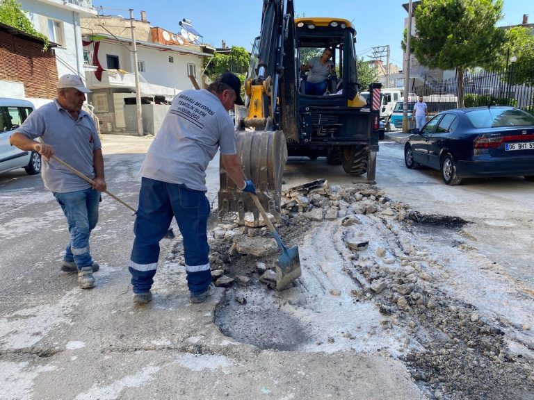 Bayraklı’da sel felaketinin yaraları sarılıyor