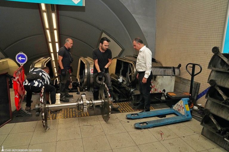 Metronun yürüyen merdivenlerinde kapsamlı bakım çalışması