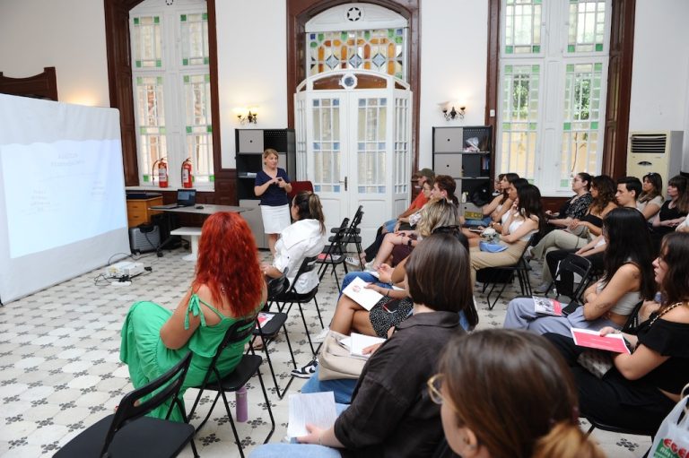 Geleceği tasarlayacak gençler Karşıyaka’da sahaya çıktı