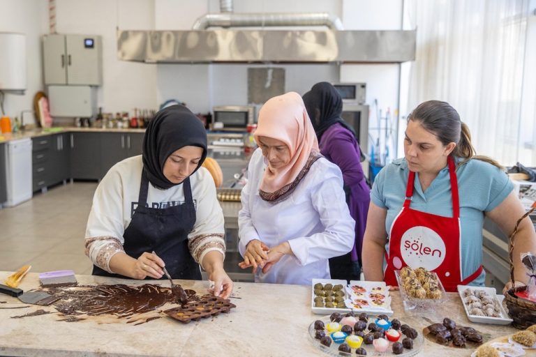 Konak’ın en tatlı kursu