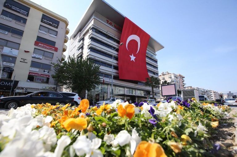 Karşıyaka’nın geleceği halkla birlikte planlanacak