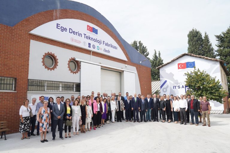 Ege Derin Teknoloji Fabrikası, KOBİ’lerin üretime erişimini kolaylaştırıyor