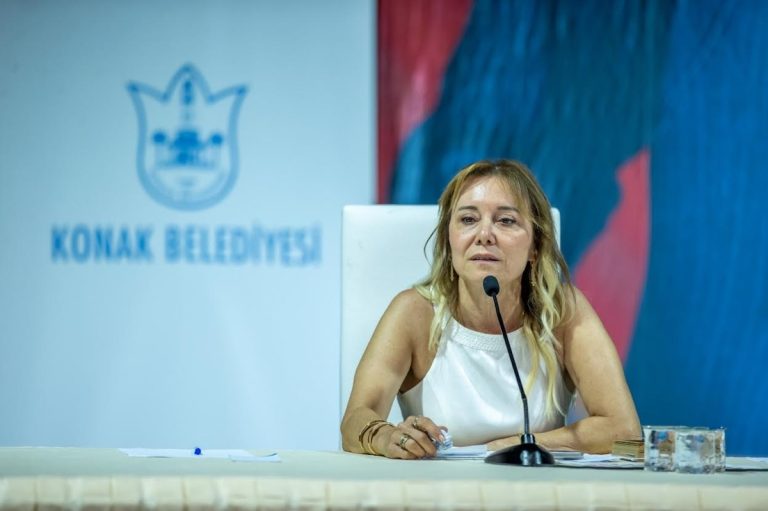 Vatandaşın isteği pazaryeri değil sosyal alan 