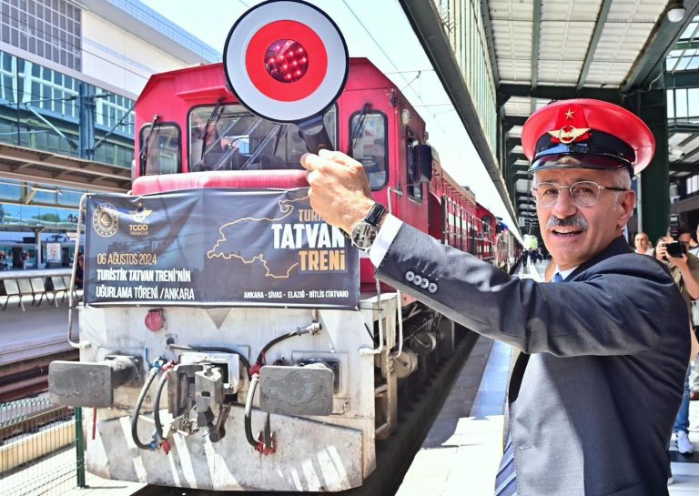 “Yüksek hızlı trenlerle 89 milyondan fazla yolcu seyahat etti”