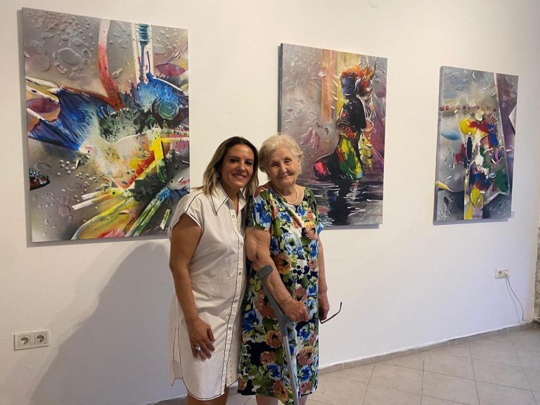 ‘Görsel Zamanlar’ Alaçatı Peri Art’da sanatseverlerle buluştu