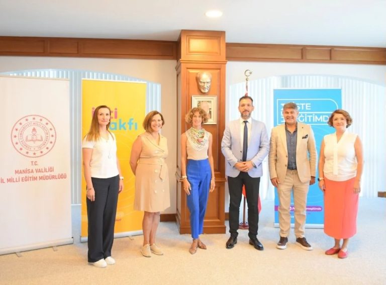 ‘Hem İşte Hem Eğitimde’ genç kadınların üretimde aktif rol almalarını hedefliyor