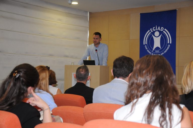 EGİAD liderler yetiştiriyor