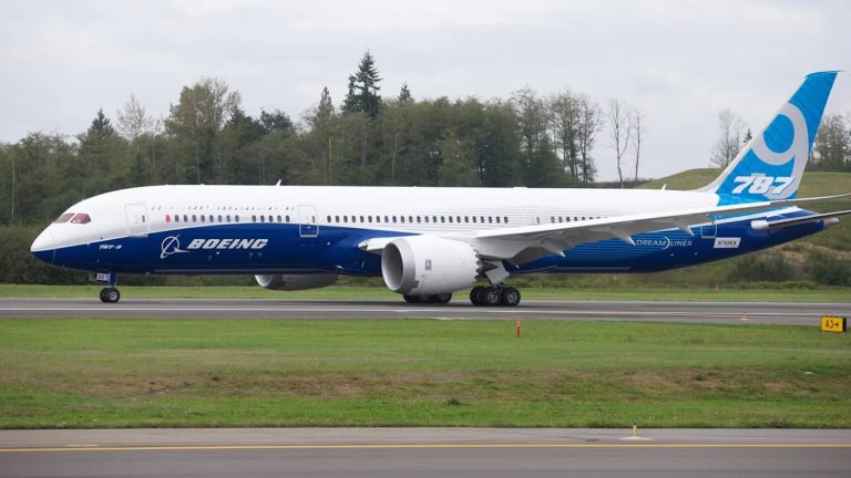 FAA’den Boeing 787’lere inceleme zorunluluğu