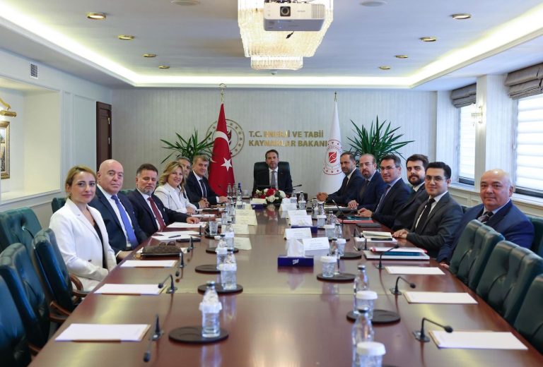 “Jeotermal santral yatırımları kritik önem taşıyor”