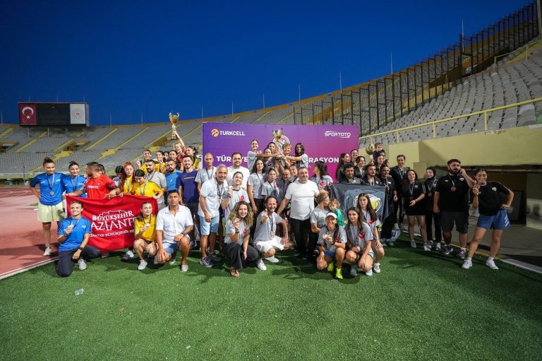 Gaziemir’in amazonları yeniden Süper Lig’de