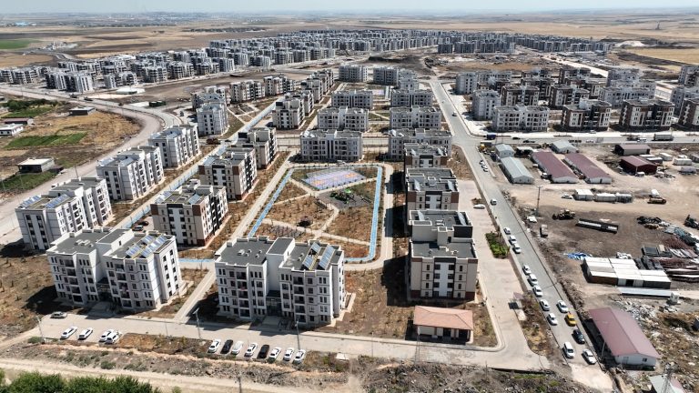 Reel kira ve konut fiyatlarında düşüş devam etti