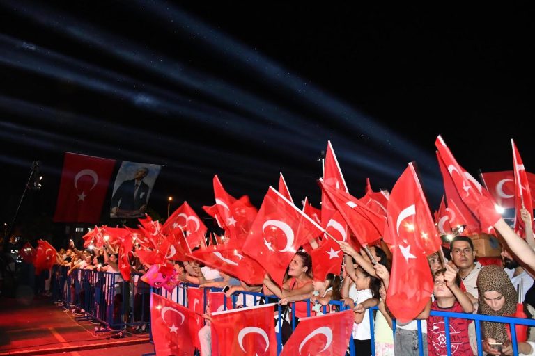 Torbalı’da kurtuluş coşkusu