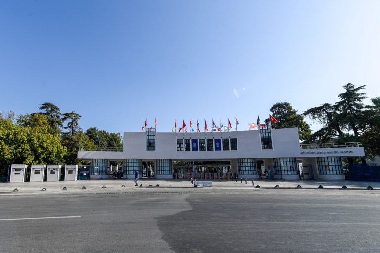 Kültürpark’ın yenilenen kapıları ziyarete açıldı