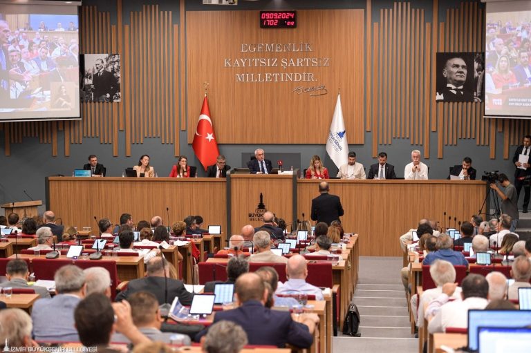 İzBB meclisinde gündem ‘Onat Tüneli’